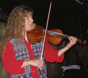 Anna Lisa Yoder on the fiddle